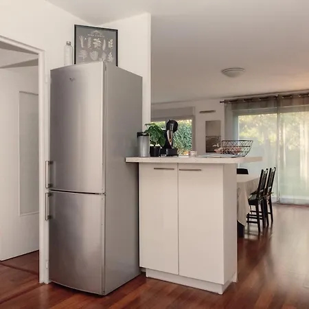 La Maison Arc-en-ciel Aux Portes De Toulouse, Jardin Et Parking